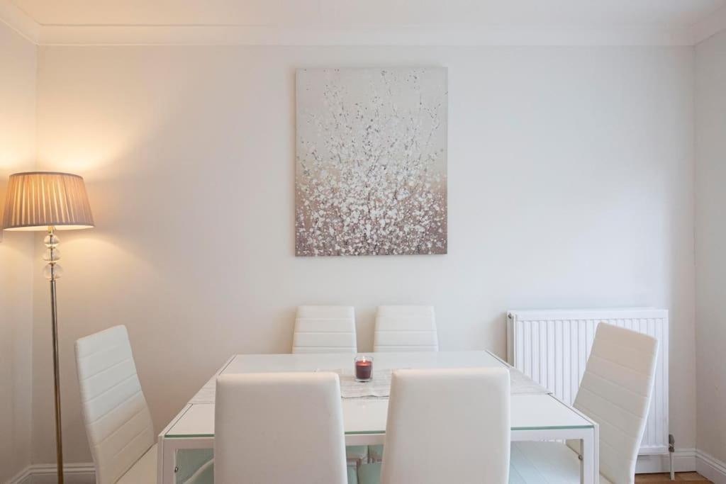 3 Bed House/Garden/Wi-Fi/Parking/Central Location Villa Guildford Exterior foto