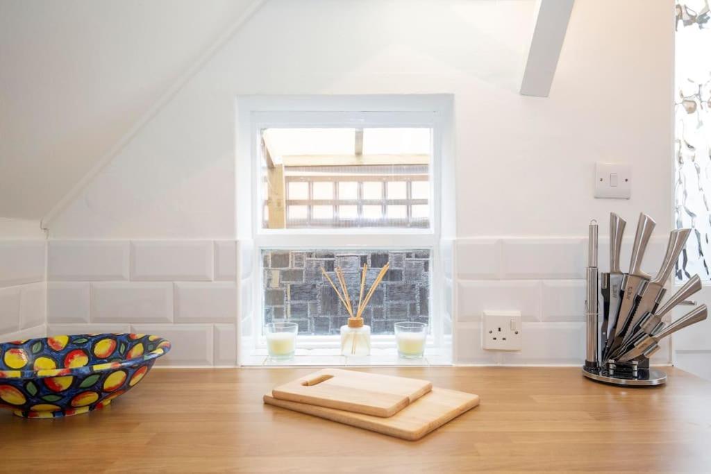3 Bed House/Garden/Wi-Fi/Parking/Central Location Villa Guildford Exterior foto